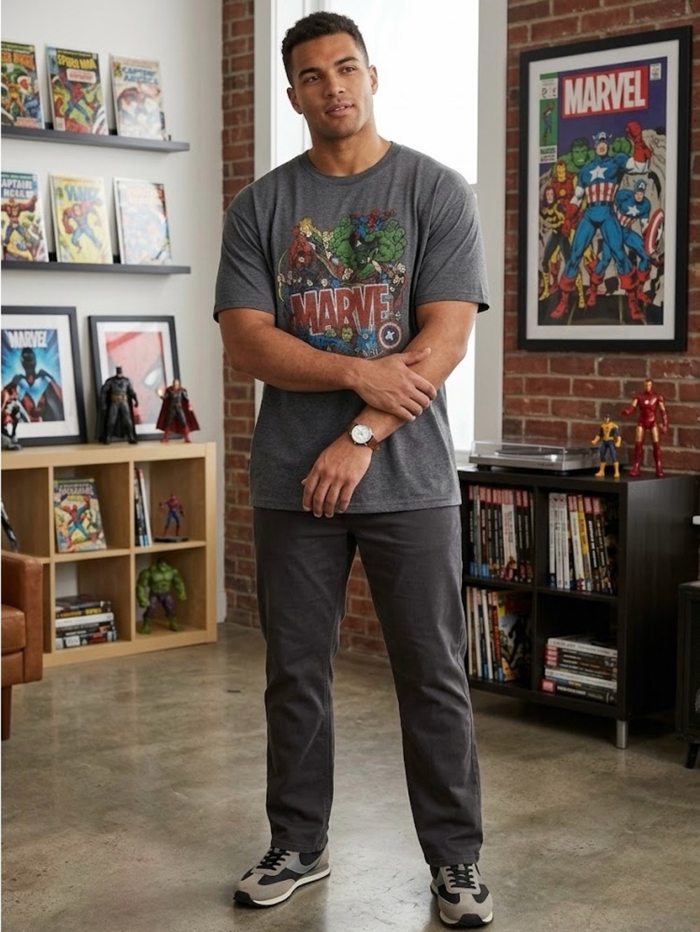 Men's Marvel Superhero Short Sleeve Graphic T-Shirt Graphite Heather Size 2XL